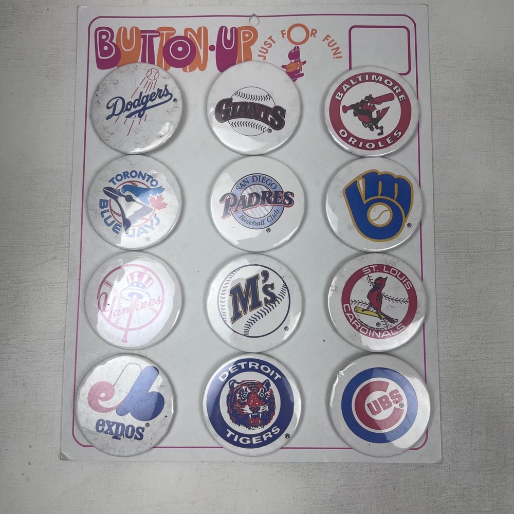 Vintage‎ MLB Baseball Team Logo Pinback Button Set 12 Pins Dodgers Yankees Expos
